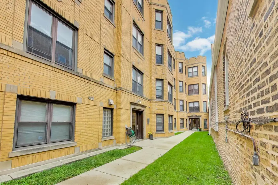 1655 N Fairfield Avenue #102, Chicago, IL 60647 - Image #2