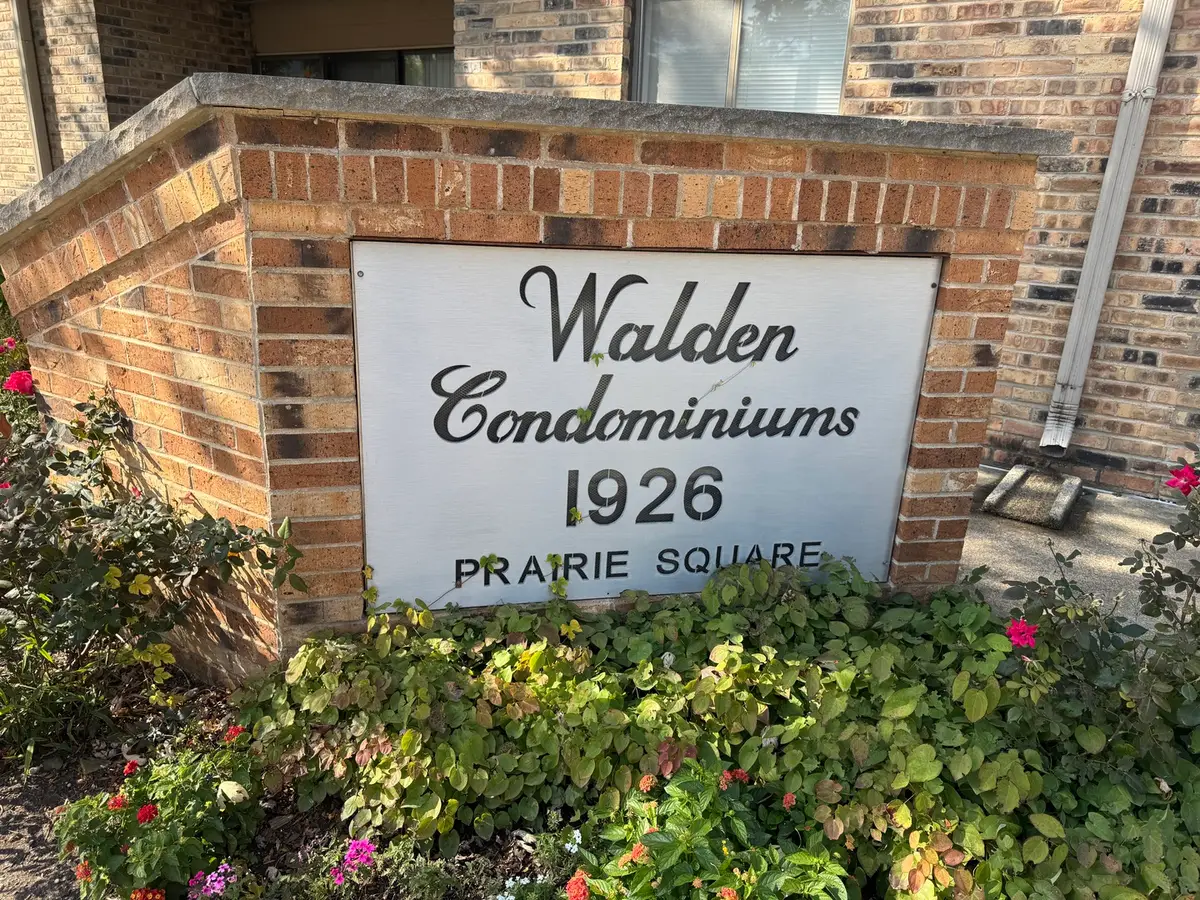 1926 Prairie Square #302, Schaumburg, IL 60173 - Image #1