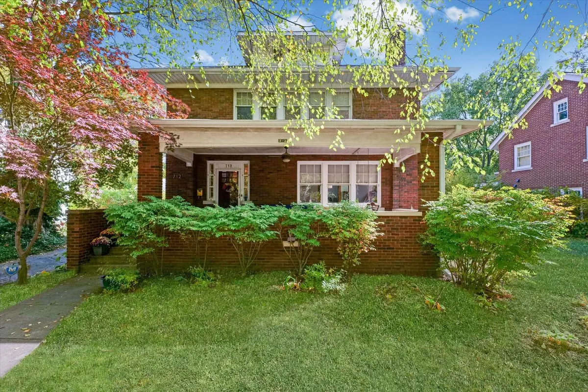 712 S Elm Boulevard, Champaign, IL 61820 - Image #1