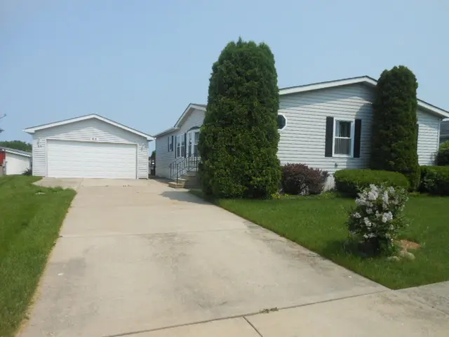 65 Crocus Lane, Matteson, IL 60443 - #1