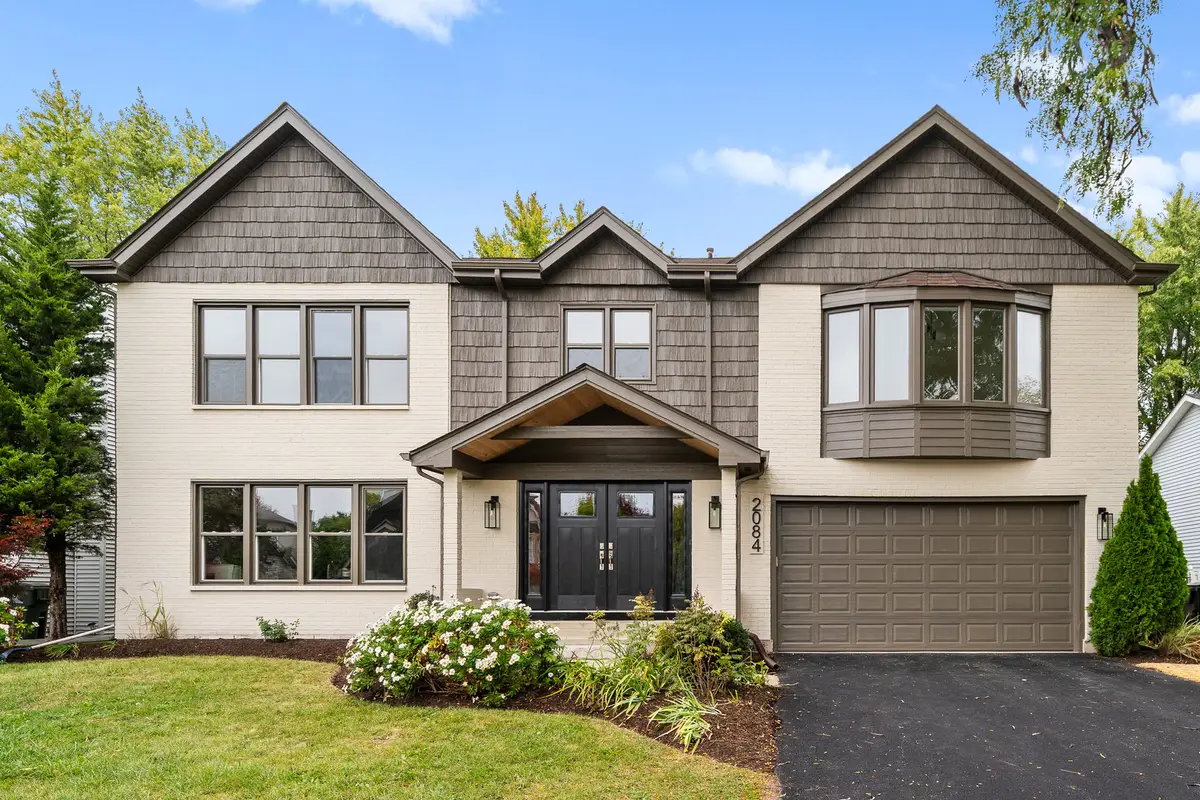 2084 Maplewood Circle, Naperville, IL 60563 - Image #1
