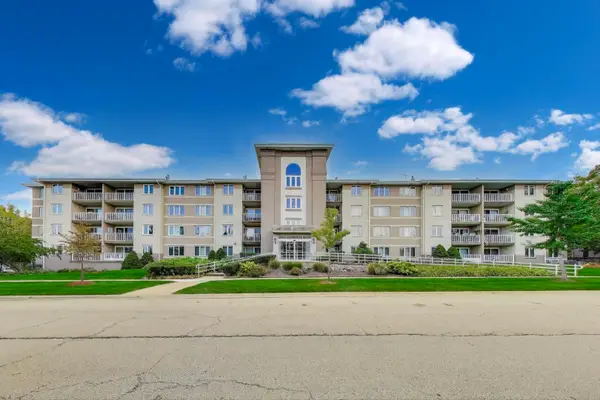 440 E Montrose Avenue #402, Wood Dale, IL 60191