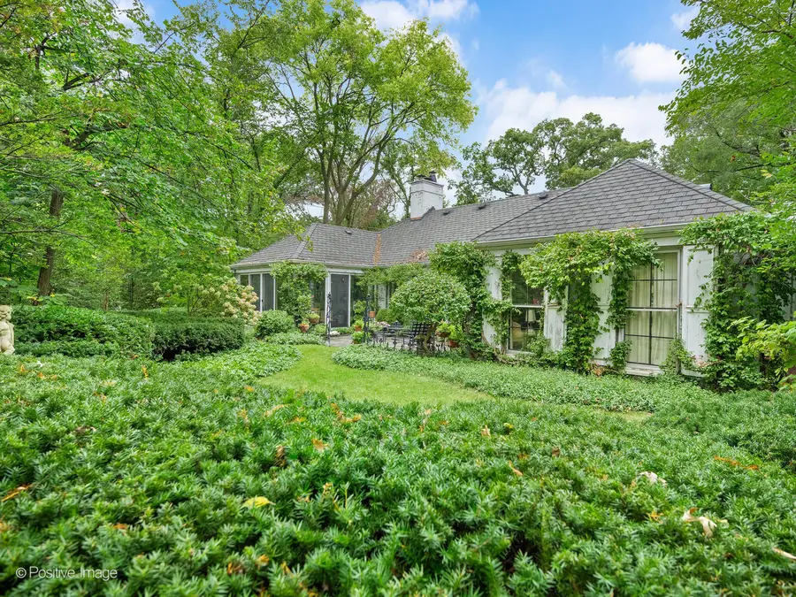 704 Bittersweet Lane, Hinsdale, IL 60521 - Image #3