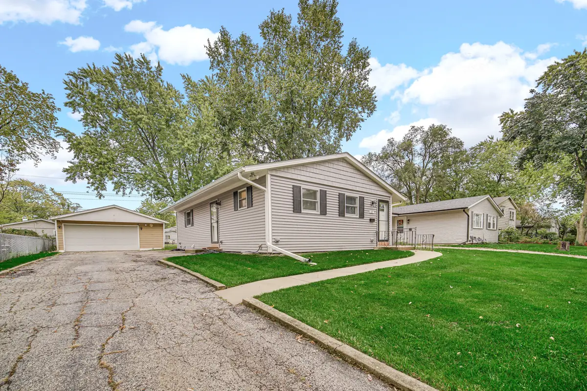 157 Austin Avenue, Carpentersville, IL 60110 - Image #1