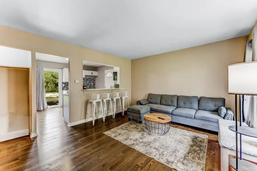 219 Monterey Drive, Bolingbrook, IL 60440 - Image #3