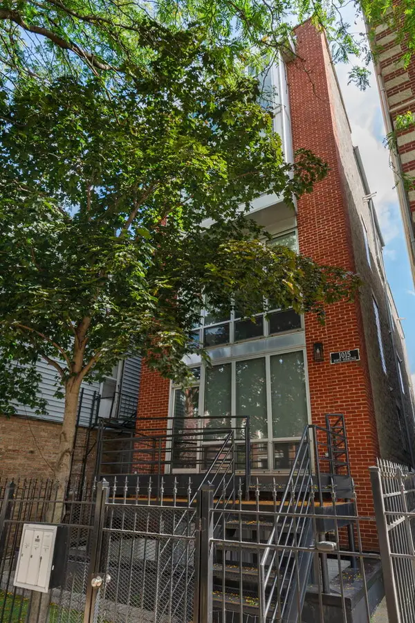 1015 N Hermitage Avenue #C, Chicago, IL 60622