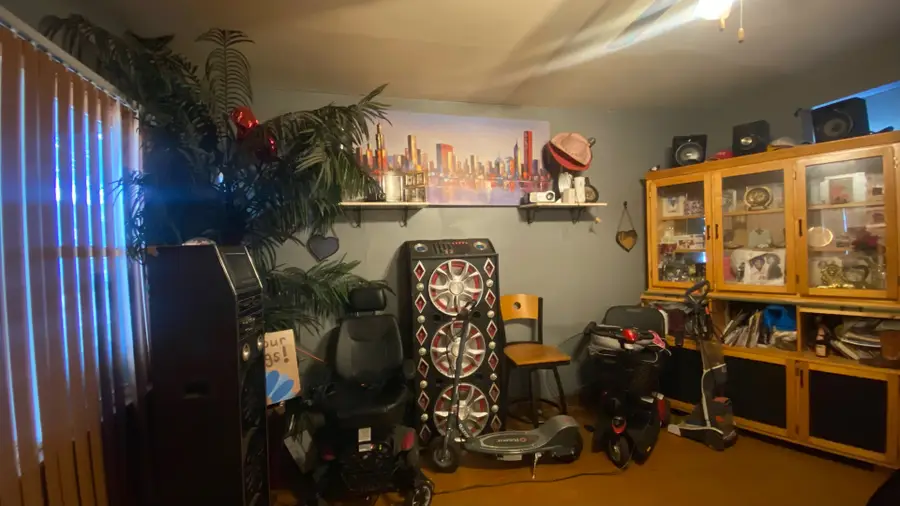 Address Withheld By Seller, Bellwood, IL 60104 - Image #3