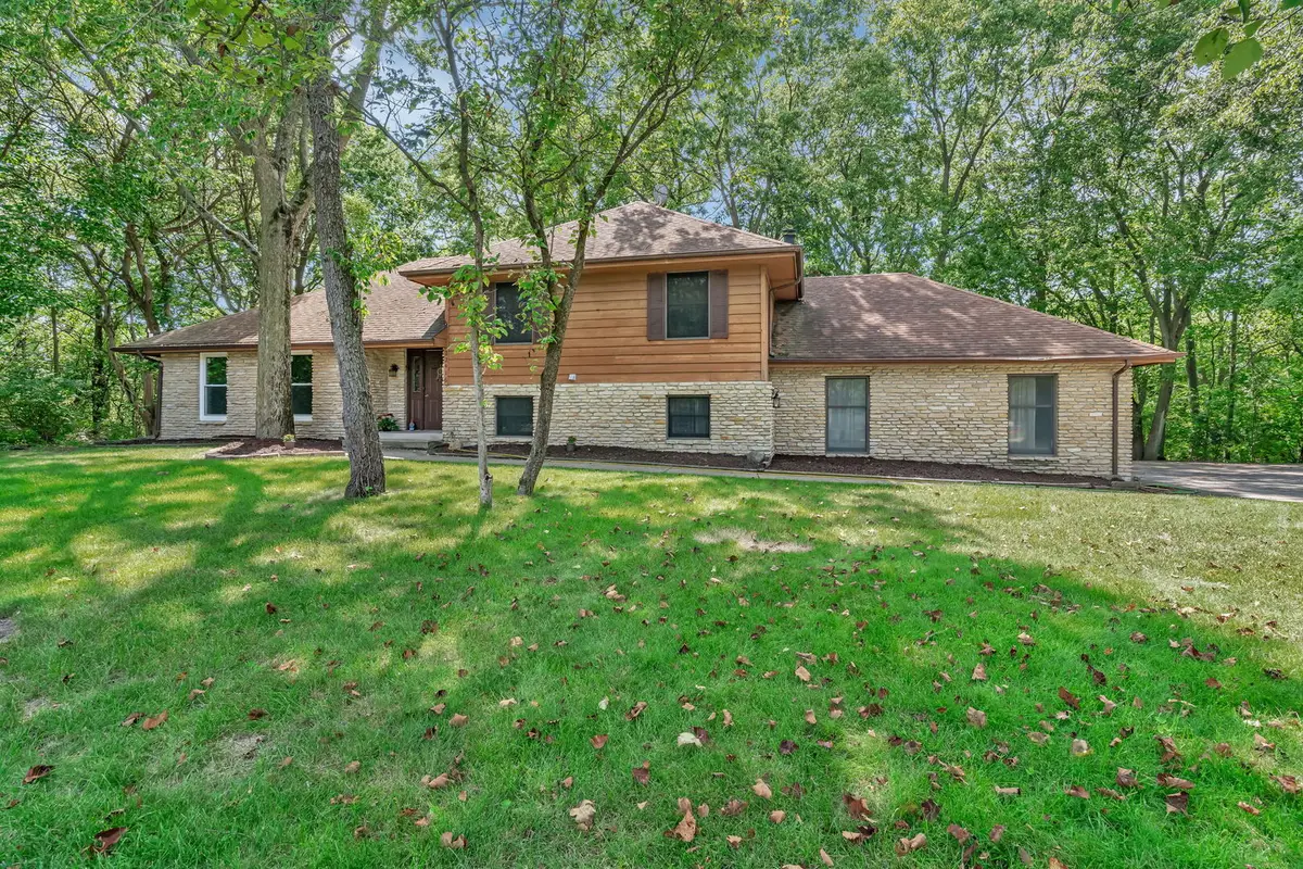 22416 S Kings Court, Shorewood, IL 60404 - Image #1