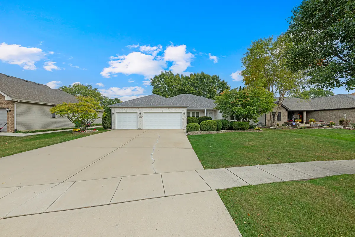 604 Bethany Drive, Shorewood, IL 60404 - Image #1