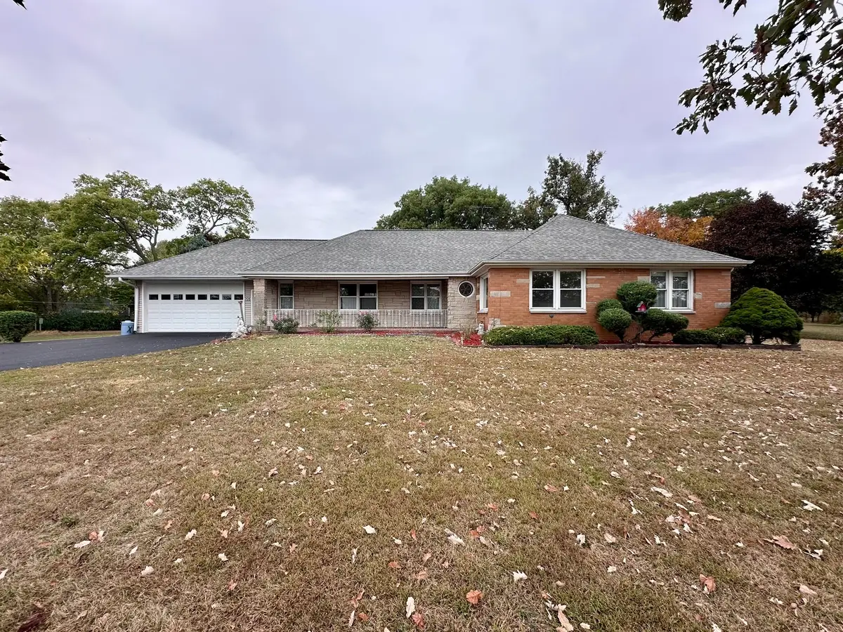 705 W Commercial Street, Lyndon, IL 61261 - Image #1