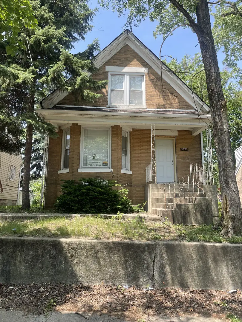 12310 S Yale Avenue, Chicago, IL 60628 - Image #1