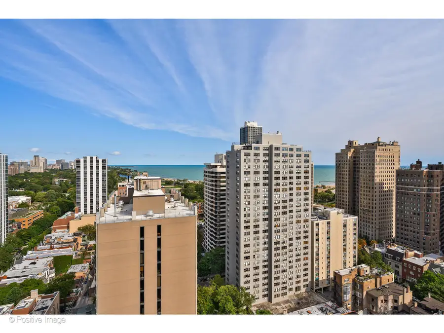 1410 N State Parkway #27A, Chicago, IL 60610 - Image #2