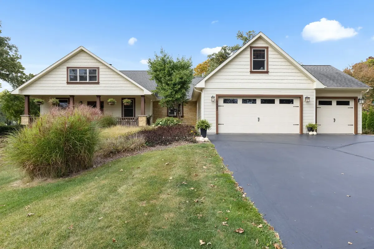 1483 Hidden Oak Trail, Rockford, IL 61102 - Image #1