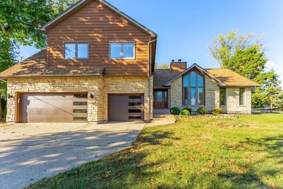 120 Pratt Boulevard, Roselle, IL 60172 - Image #2