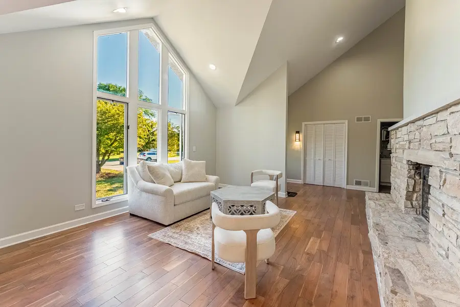 120 Pratt Boulevard, Roselle, IL 60172 - Image #3