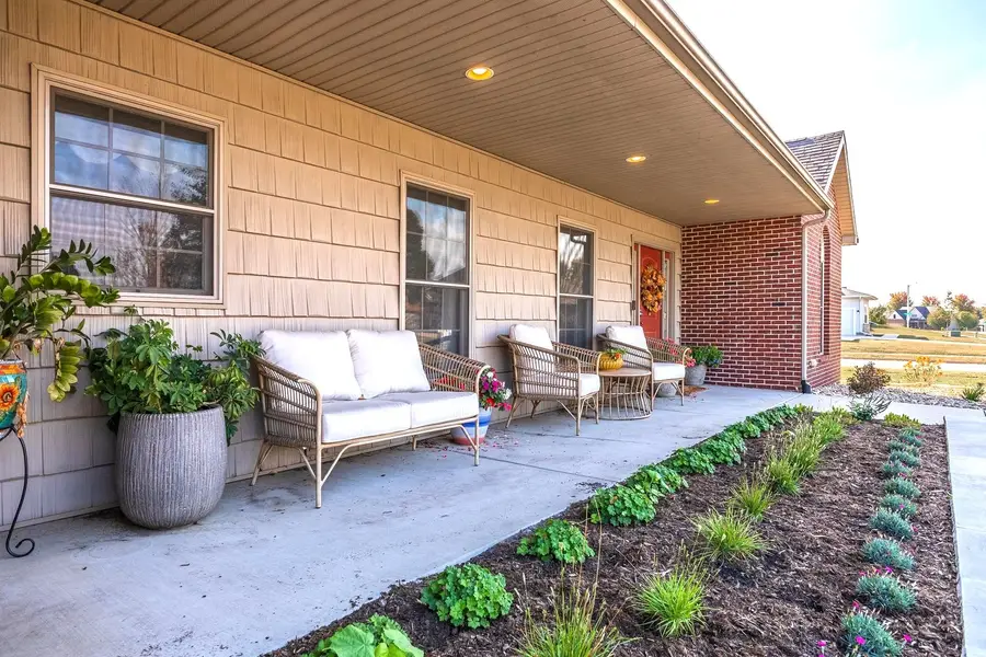 36 Lone Oak Court, Bloomington, IL 61705 - Image #3