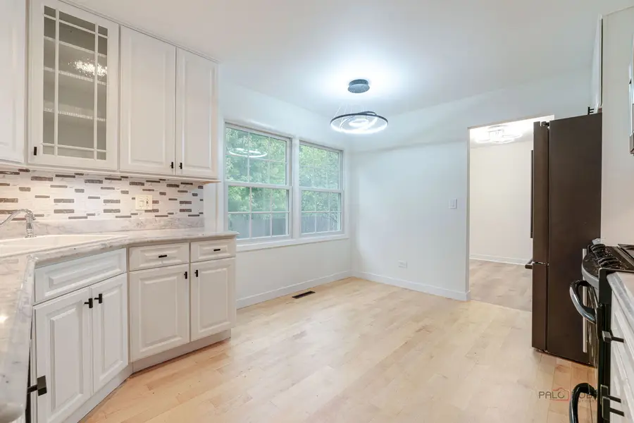 1338 Trinity Place, Libertyville, IL 60048 - Image #2