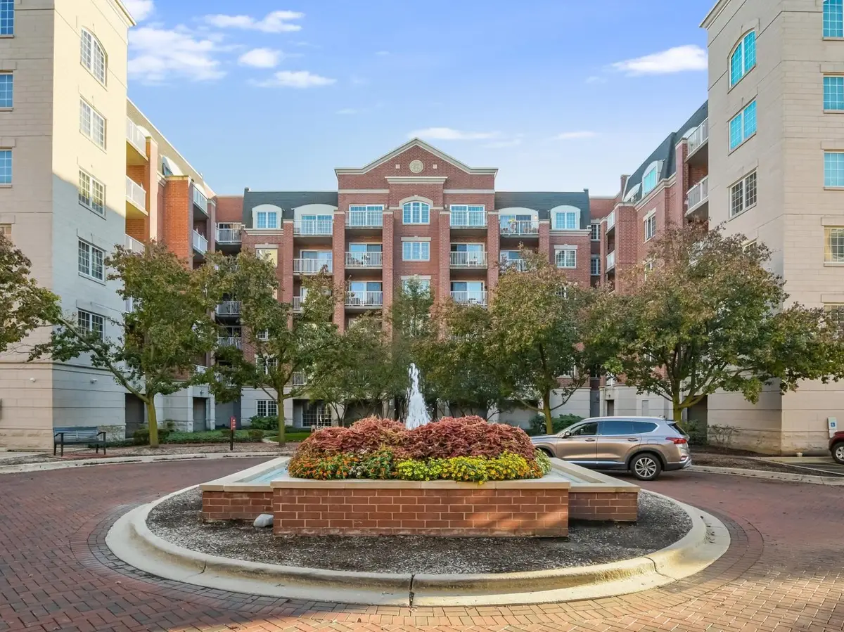 4811 N Olcott Avenue #307, Harwood Heights, IL 60706 - Image #1