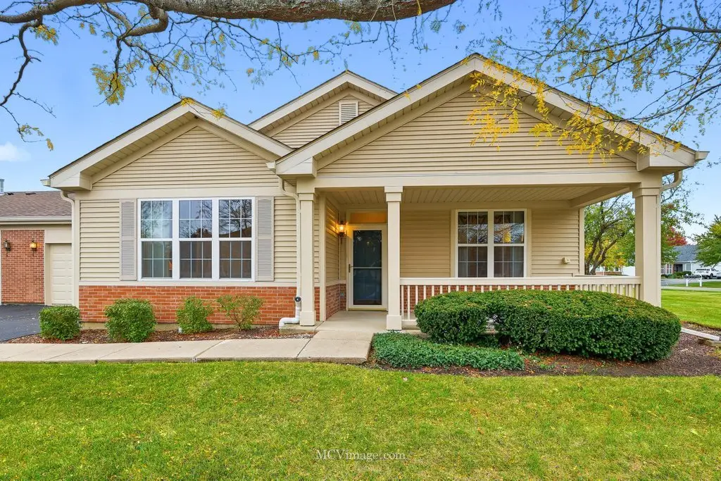 21525 Lake Saint Clair Drive, Crest Hill, IL 60403 - Image #1