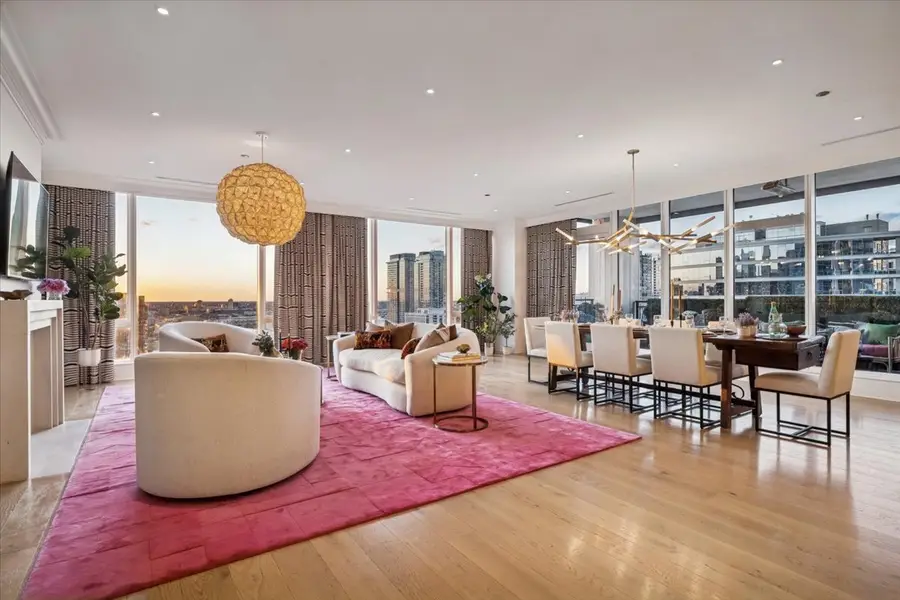 Address Withheld By Seller, Chicago, IL 60610 - #3