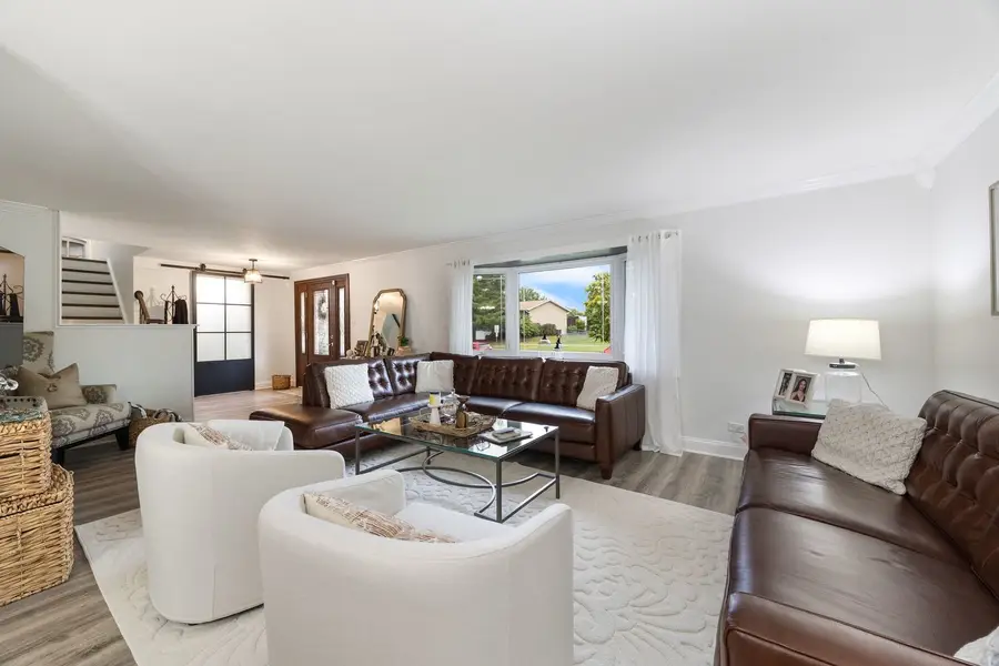 320 Pochet Lane, Schaumburg, IL 60193 - Image #3