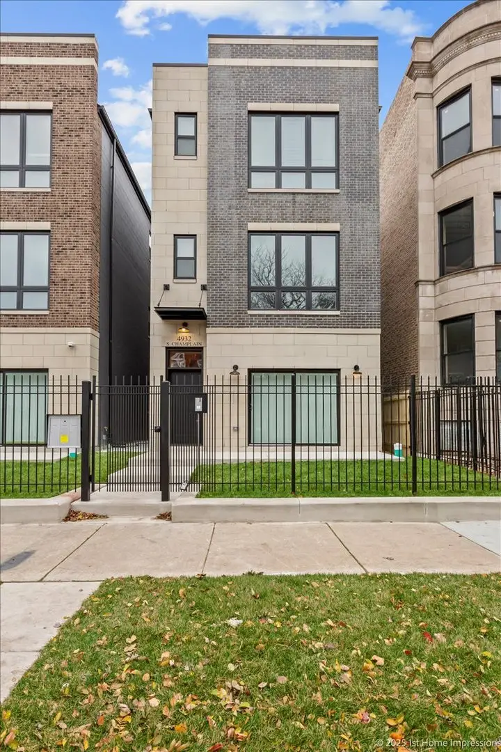 4932 S Champlain Avenue, Chicago, IL 60615 - Image #1
