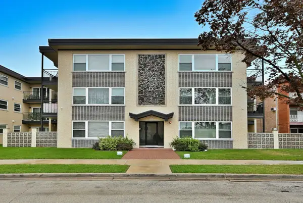 3035 Paris Avenue #305, River Grove, IL 60171