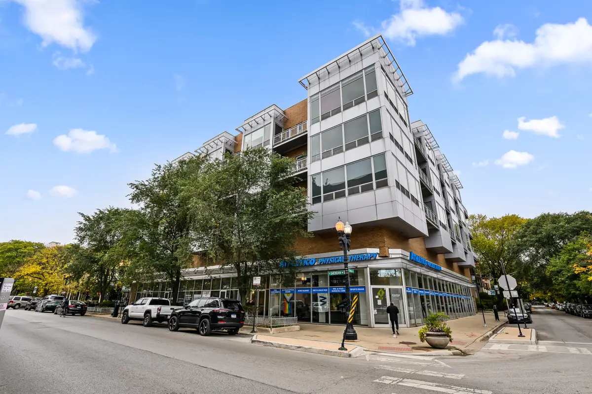 3920 N Sheridan Avenue #502, Chicago, IL 60613 - Image #1