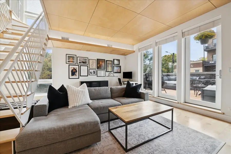 1915 N Damen Avenue #A, Chicago, IL 60647 - Image #2