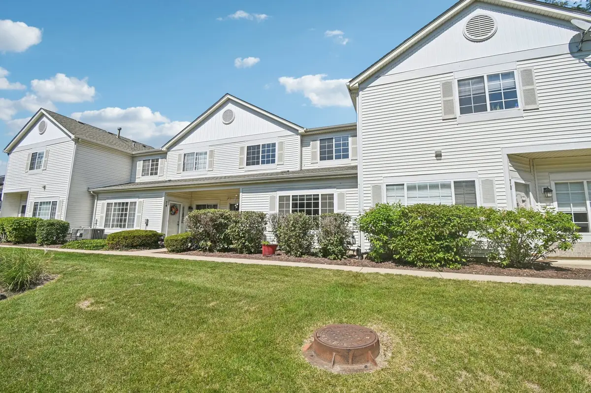 72 Heather Glen Drive #72, Aurora, IL 60504 - Image #1