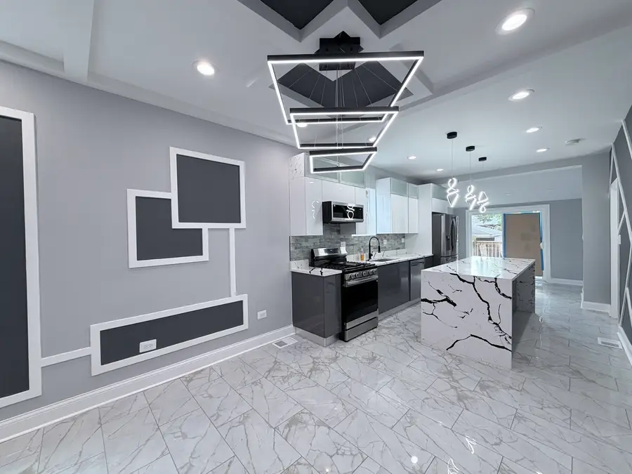 7918 S Anthony Avenue, Chicago, IL 60619 - Image #2