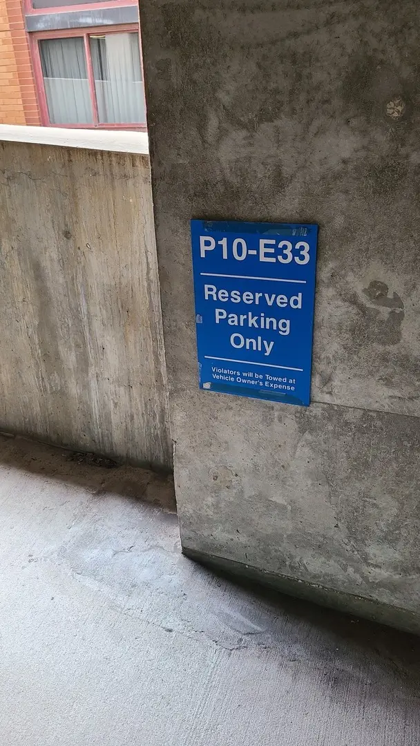 33 W Ontario Street #P10-E33, Chicago, IL 60654 - Image #2