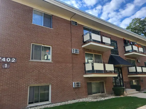 7402 W 111th Street, Worth, IL 60482