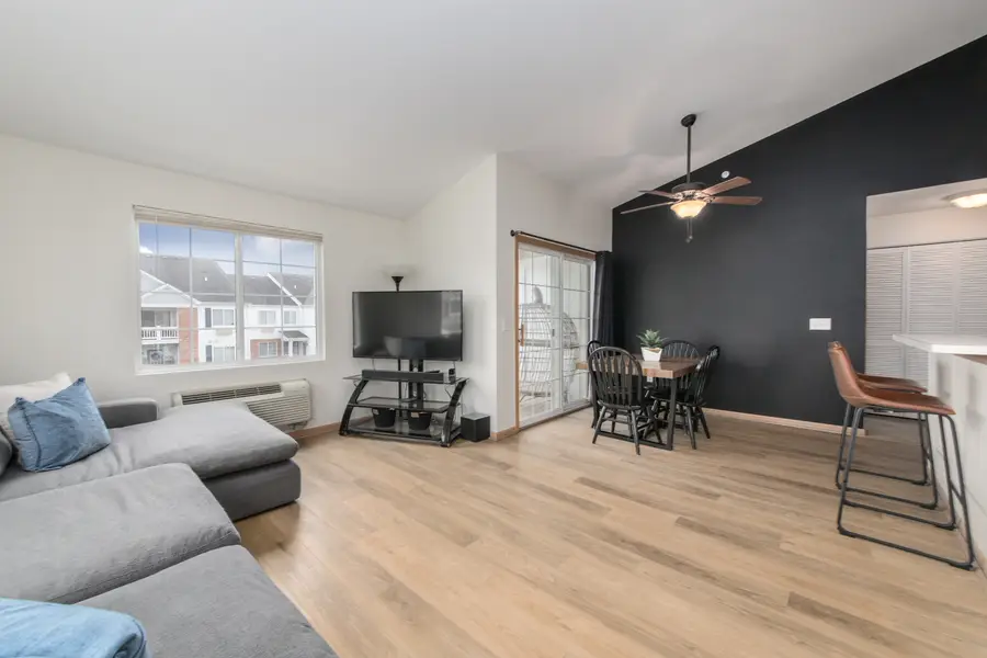 124 Bertram Drive #L, Yorkville, IL 60560 - Image #3