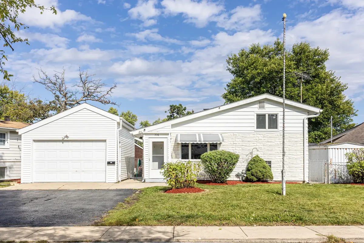 336 Delaware Street, Carpentersville, IL 60110 - Image #1