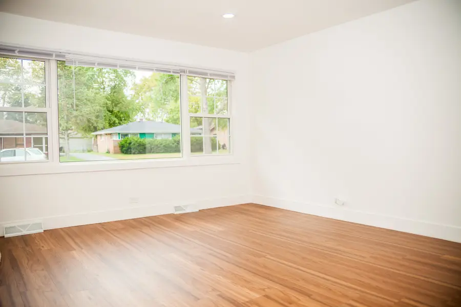 3102 Wilshire Avenue, Markham, IL 60428 - Image #3