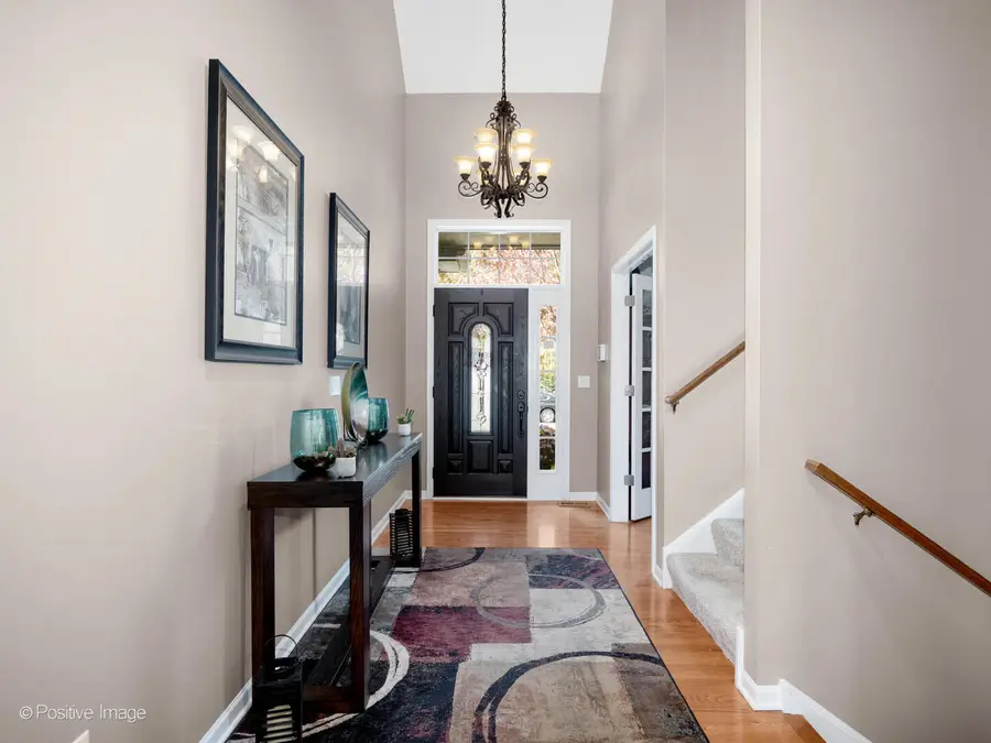 1732 Briarheath Drive, Aurora, IL 60505 - Image #3