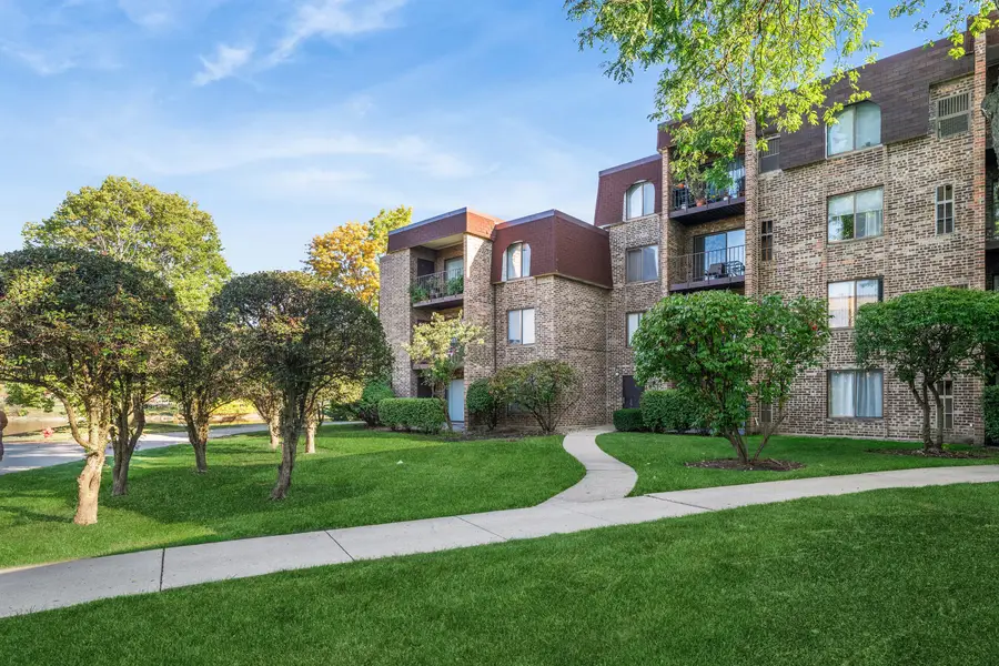 2050 Valencia Drive #405C, Northbrook, IL 60062 - Image #2