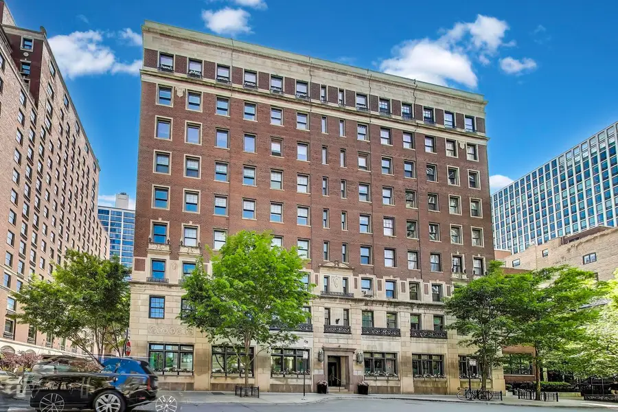 1255 N State Parkway #2E-3E, Chicago, IL 60610 - Image #2