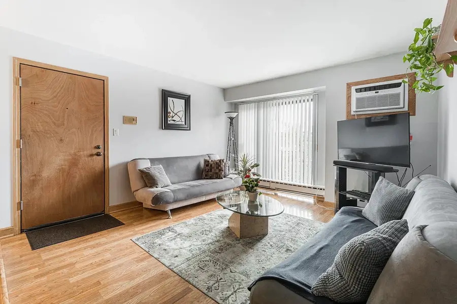 186 Dunteman Drive #301, Glendale Heights, IL 60139 - Image #3