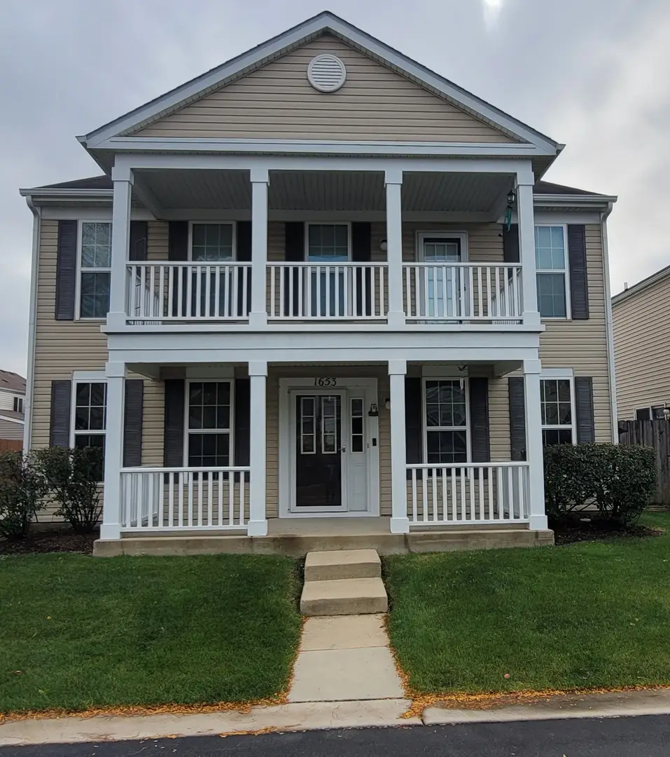 1653 Victoria Park Circle, Aurora, IL 60504 - Image #1