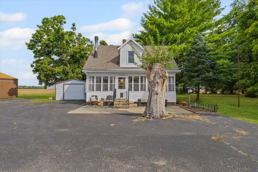 848 N Champaign Street, Bement, IL 61813 - Image #3