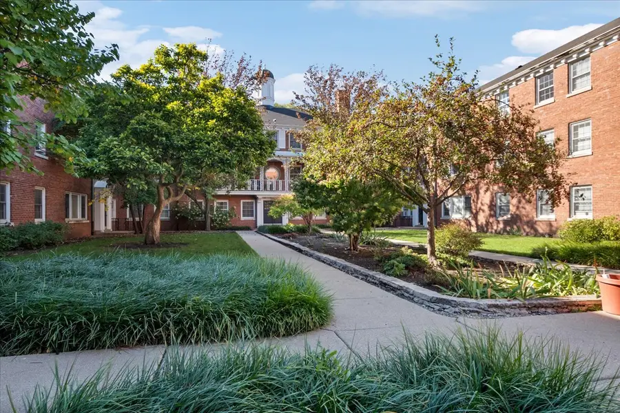 340 Ridge Avenue #1, Evanston, IL 60202 - Image #2