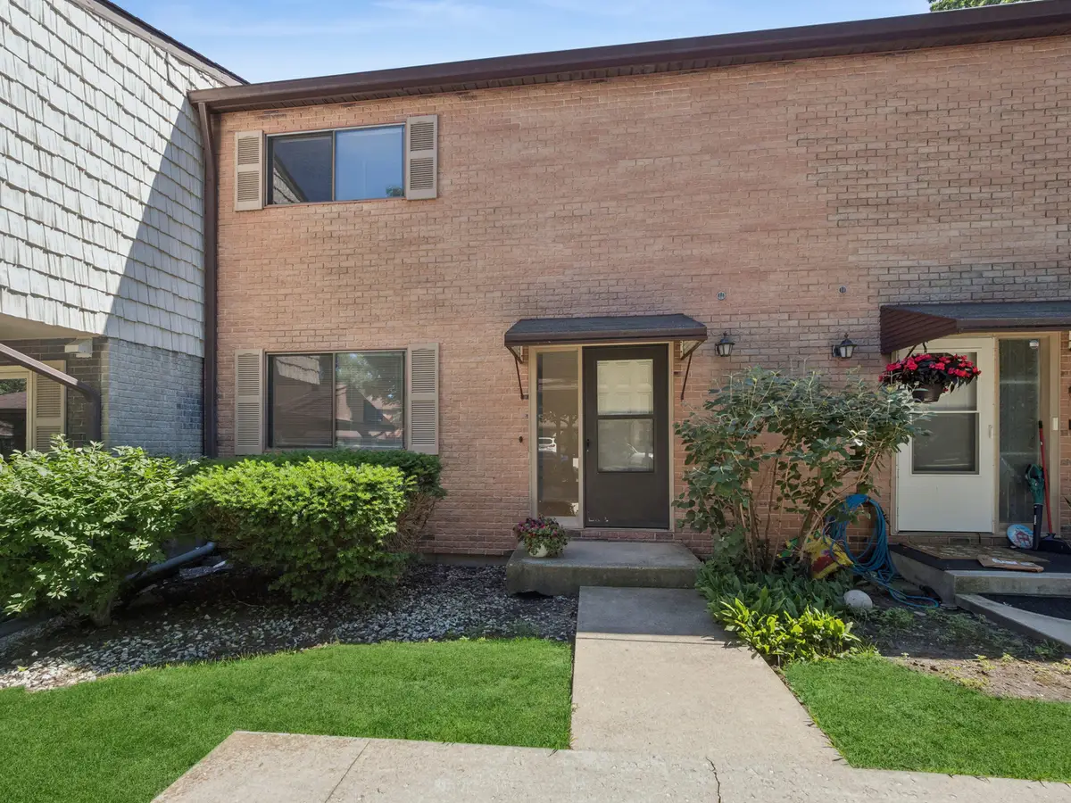 1631 Bow Trail, Wheeling, IL 60090 - #1