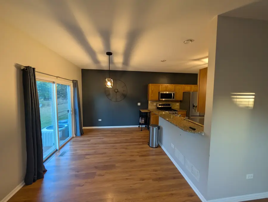 671 Fieldcrest Drive, South Elgin, IL 60177 - Image #3