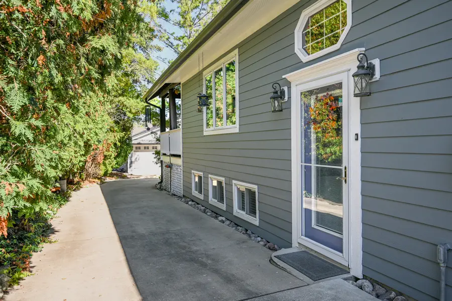 22w474 Emerson Avenue, Glen Ellyn, IL 60137 - Image #3