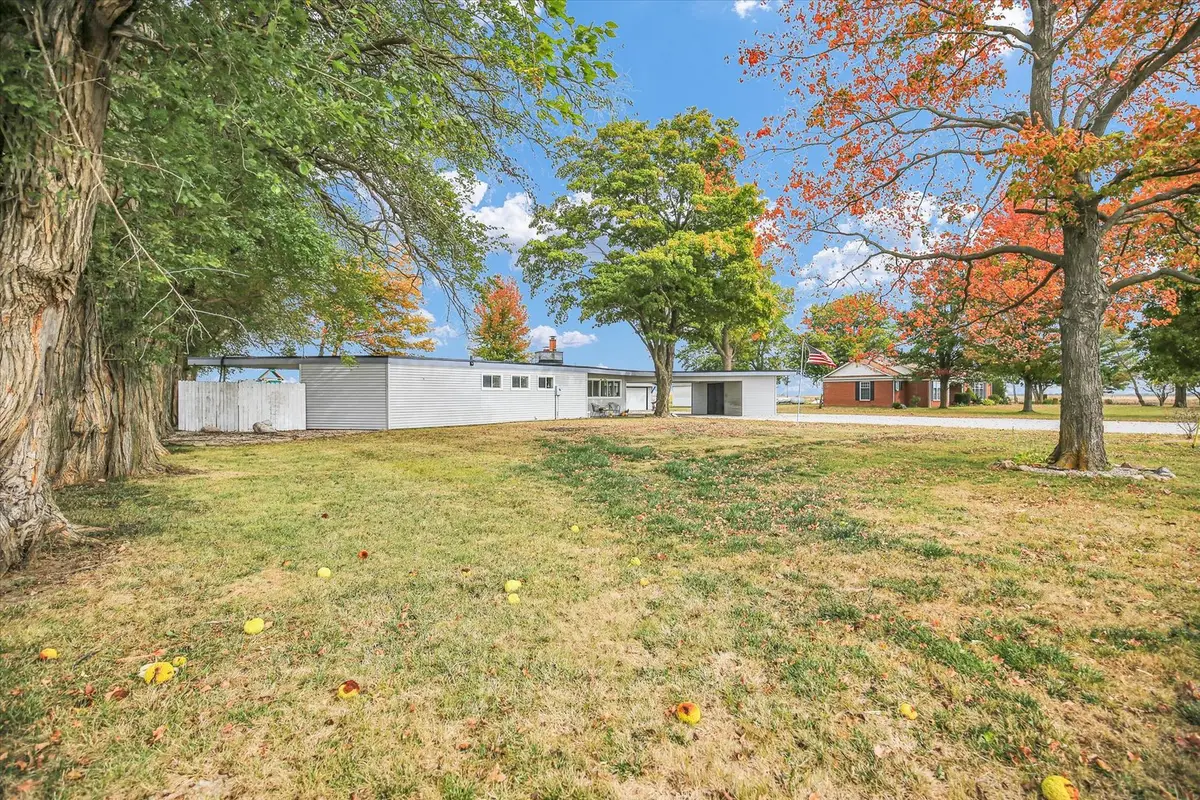 1100 E Cr 800 North, Tuscola, IL 61953 - Image #1