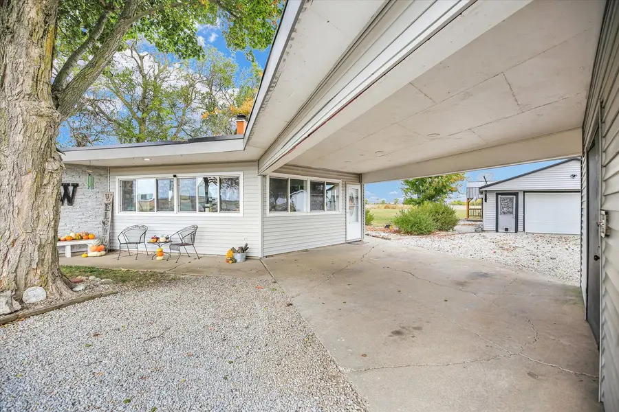 1100 E Cr 800 North, Tuscola, IL 61953 - Image #2