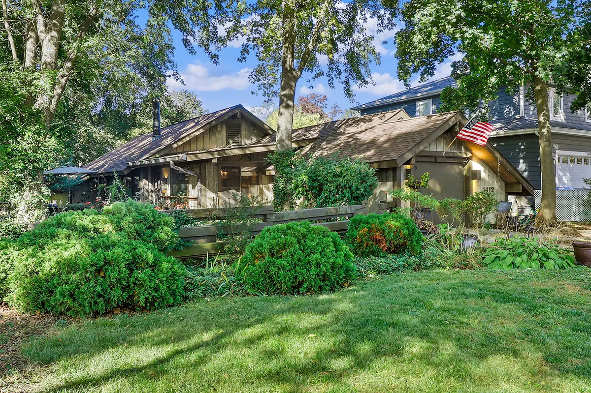 1412 Sycamore Lane, Northbrook, IL 60062 - Image #1