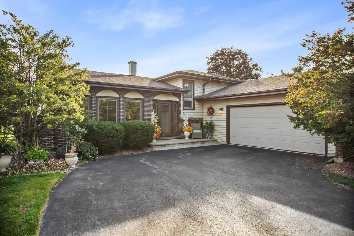 45 James Drive, Westmont, IL 60559 - #1